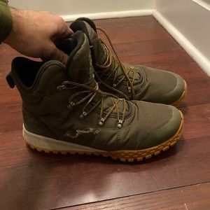 Columbia winter boots Men’s size 14